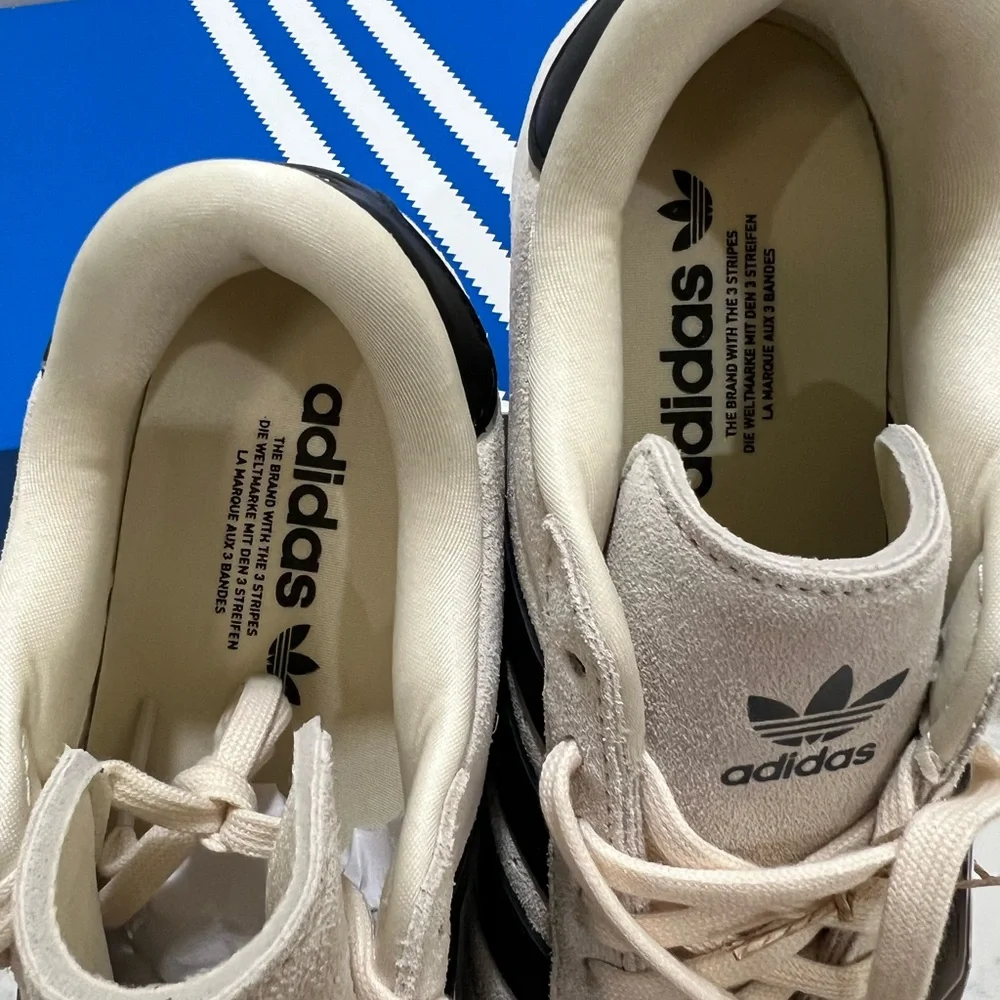 Woman’s adidas original taekwondo lace casual shoes - Picture 11 of 12